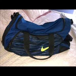 Nike duffle bag